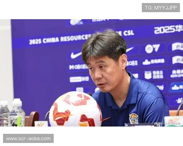 李霄鹏回应比赛节奏问题强调力争奉献精彩表现为球队注入动力 李霄鹏回应比赛节奏问题强调力争奉献精彩表现为球队注入动力